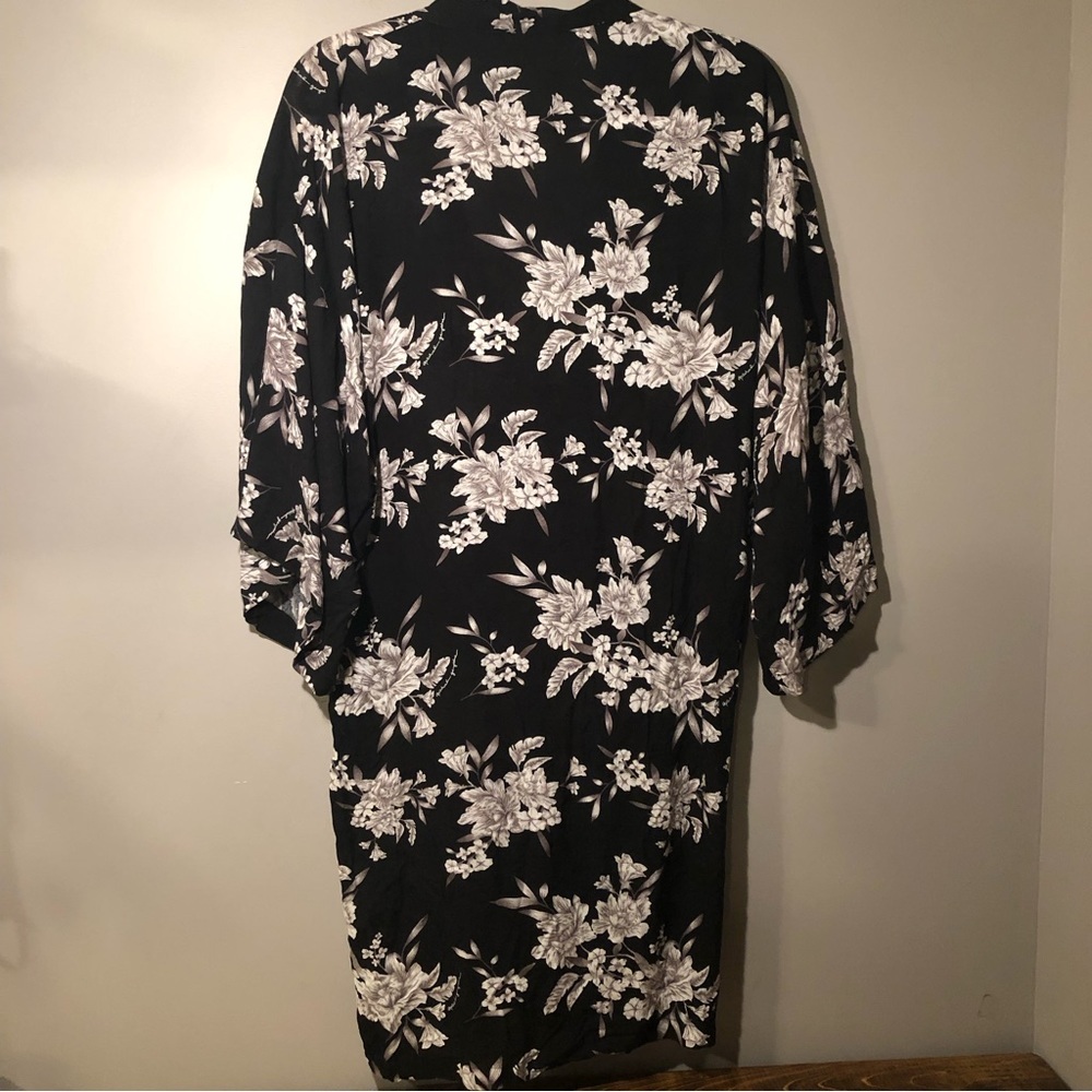 Spiritual Gangster Maya Kimono OS - Picture 9 of 9